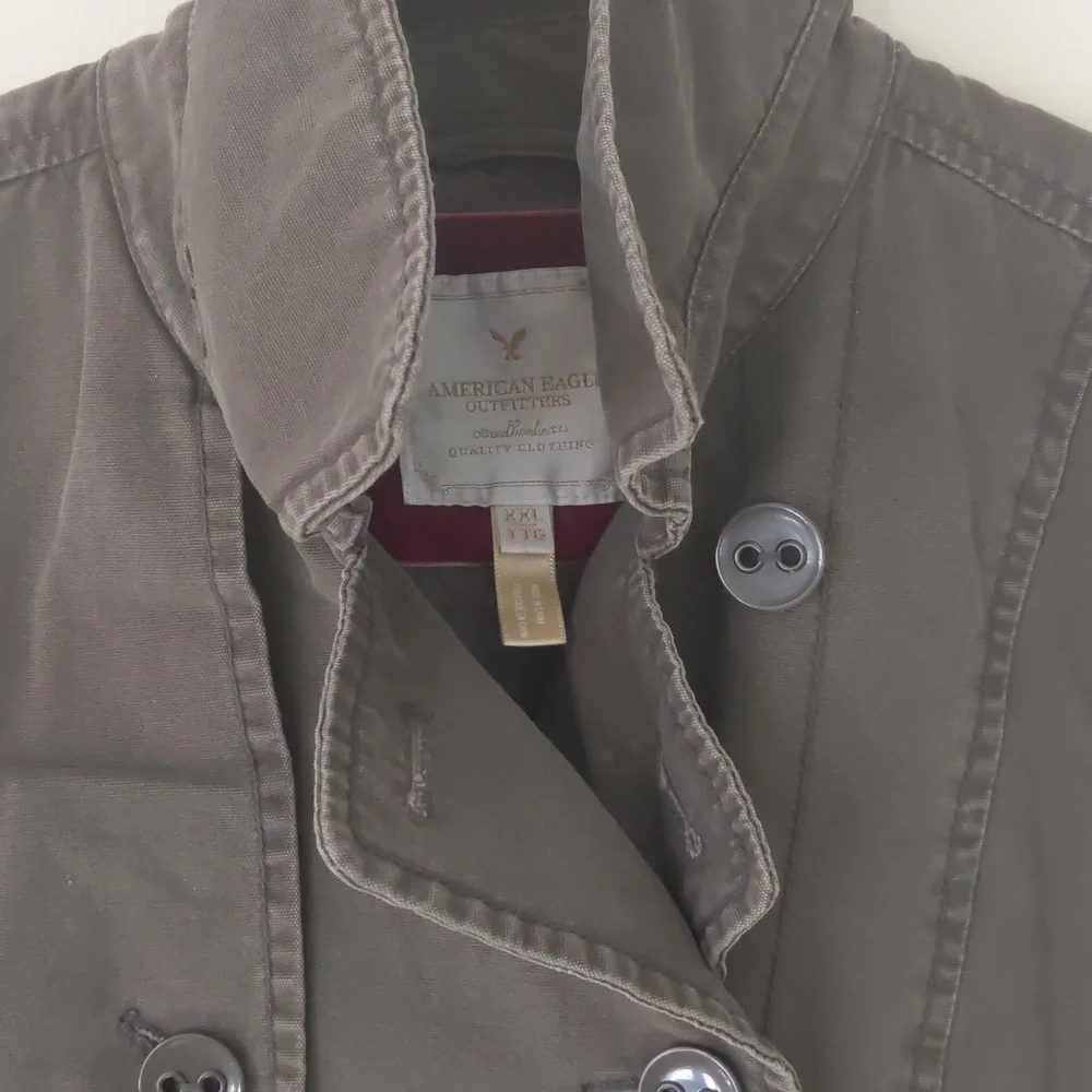 Heavy Fall Jacket - Picture 3 of 12